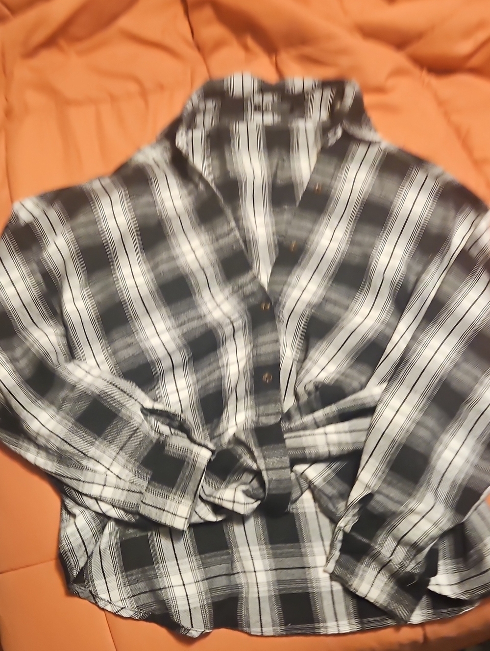 SHEIN Black and White Plaid Men’s Button-Down Shirt